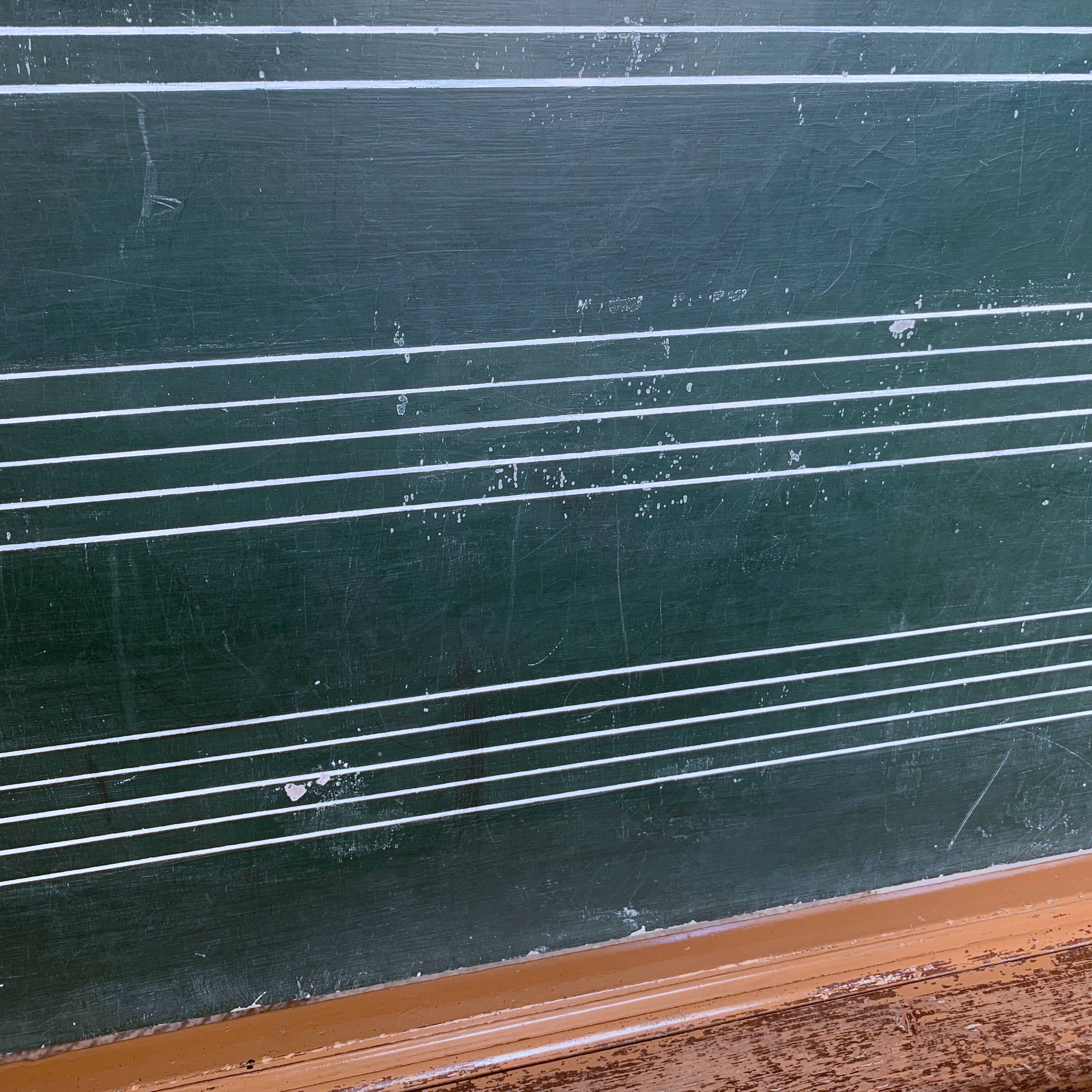 Former school board swivelling on foot