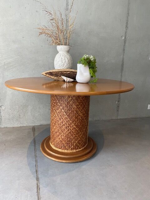 Cylinder Foot Table