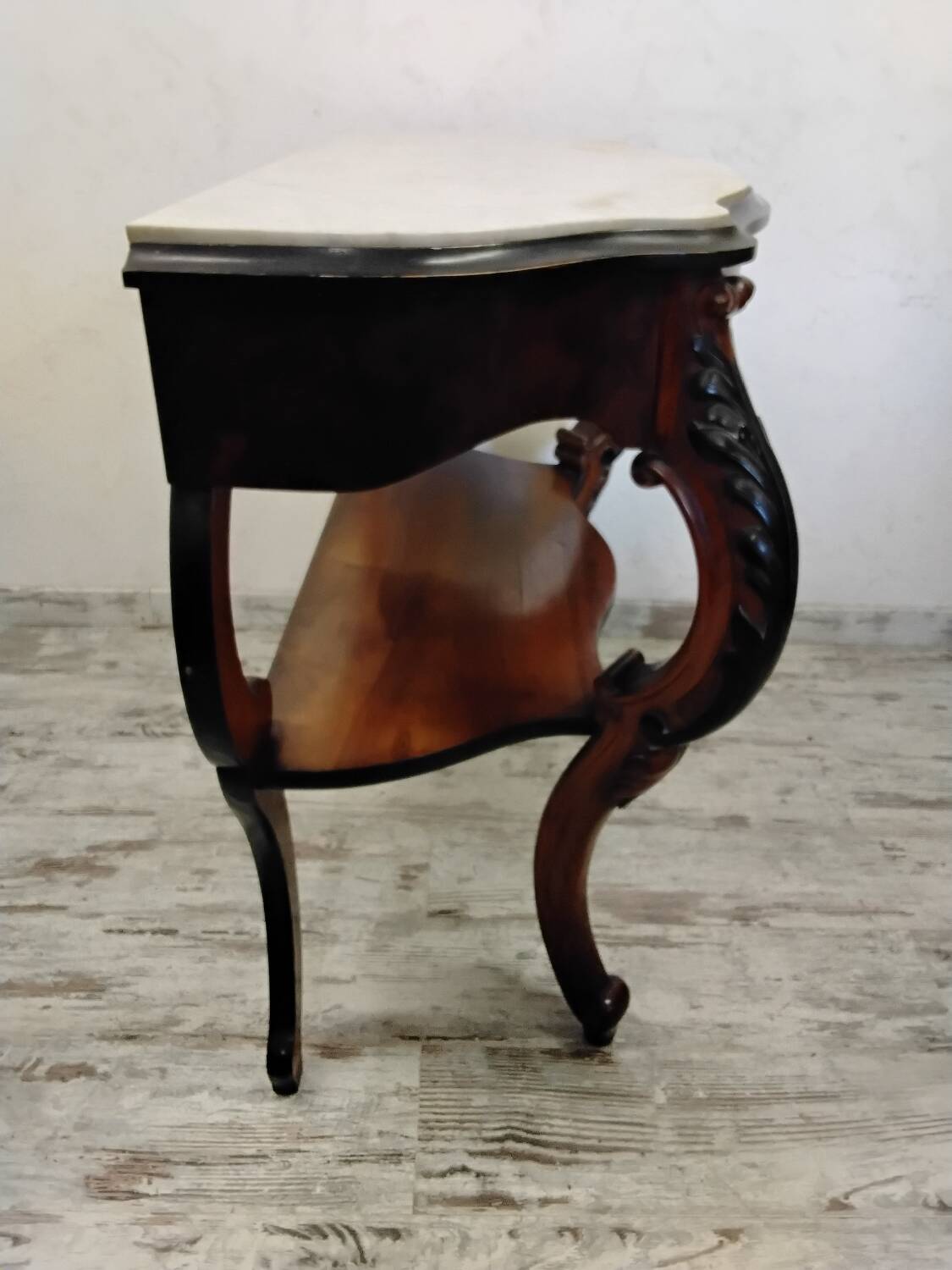 Console 19th Century in walnut