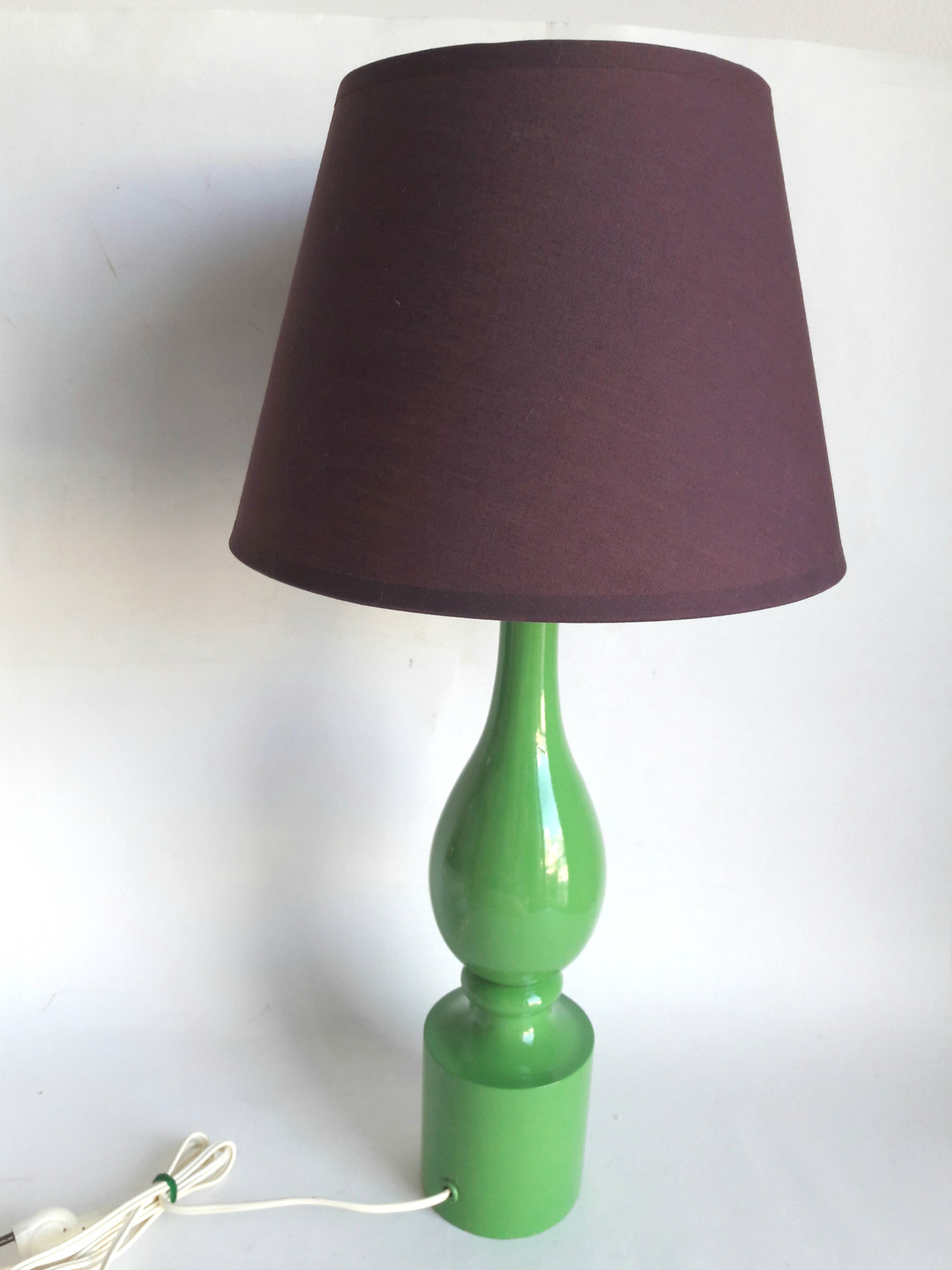 Table lamp feet