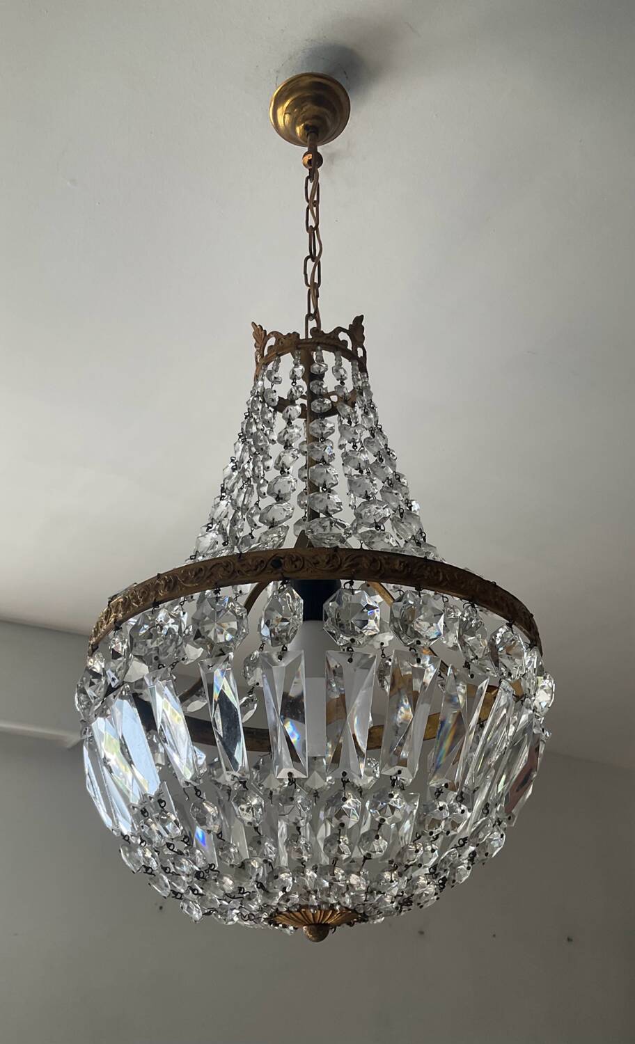 Hot air balloon chandelier with tassels and brass