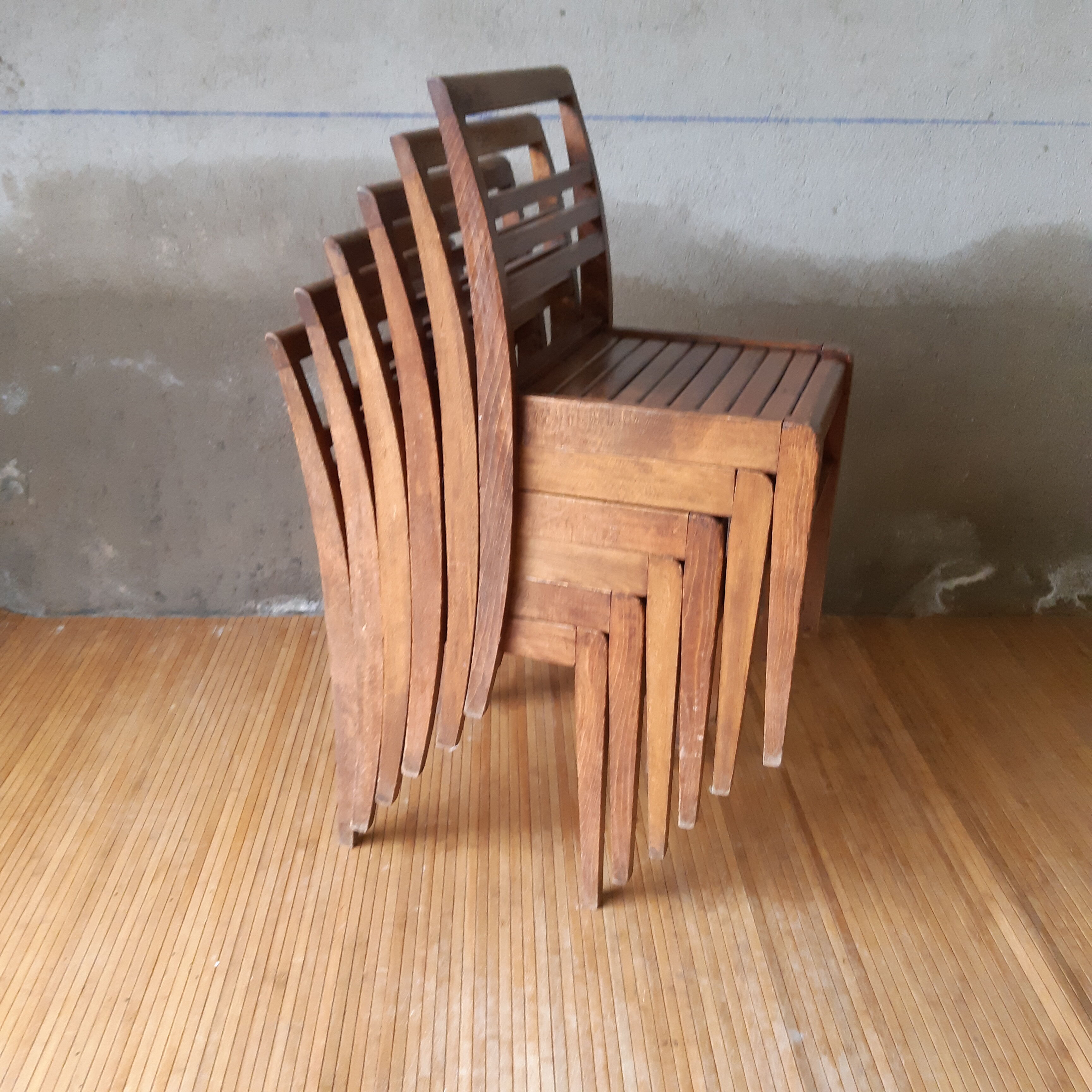 Suite of 6 chairs by René Gabriel