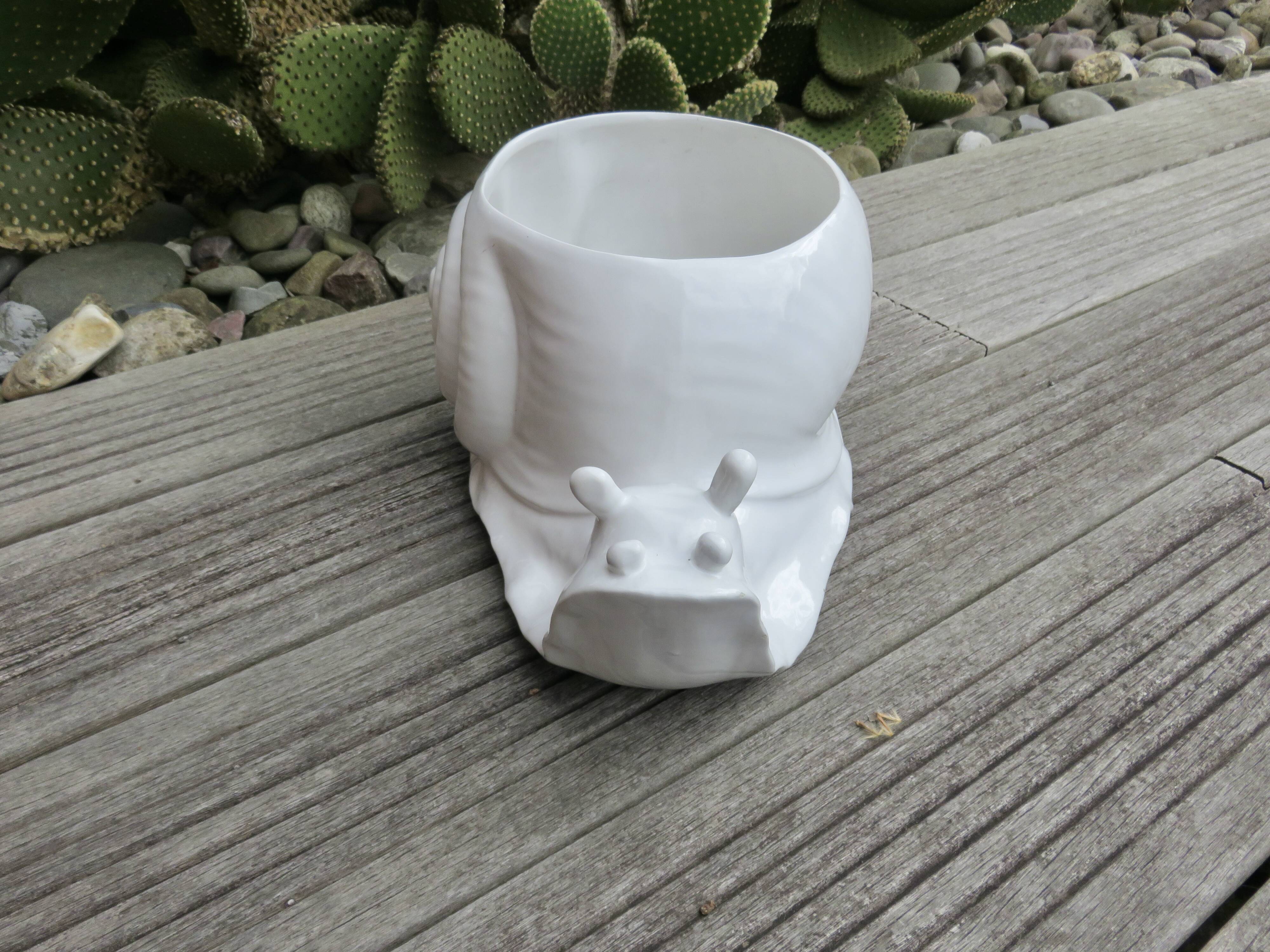 Zoomorphic "snail" pot cover in white ceramic 1970 1980