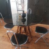 Table à manger rotin et verre fumé