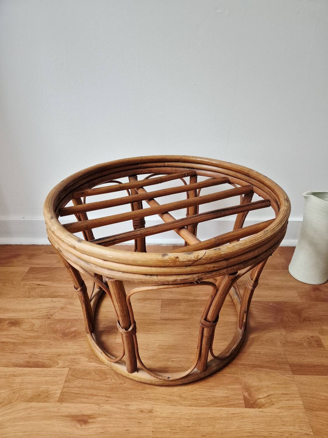 Petit tabouret/porte-plante en rotin '1970 - Vintage