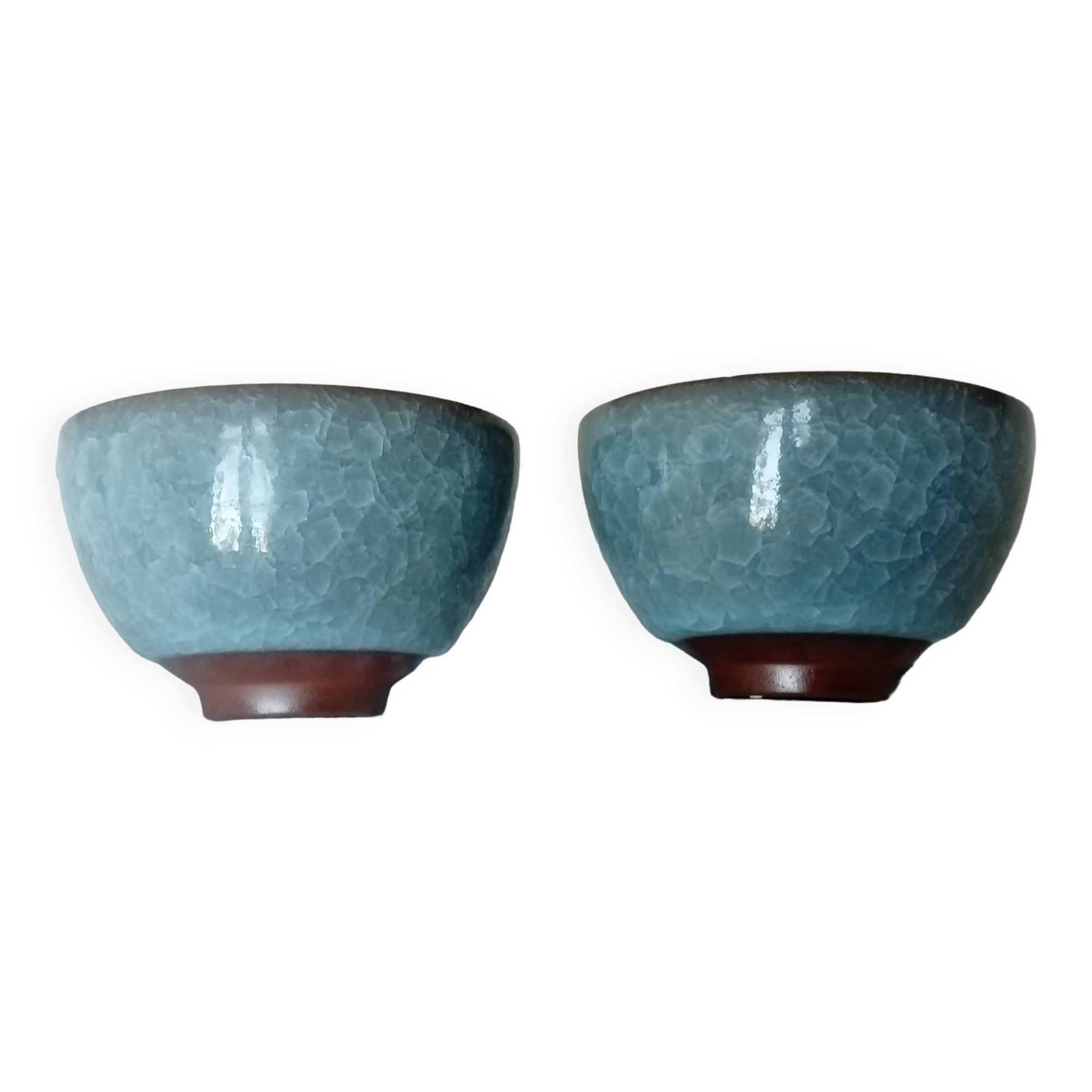 Set of 2 japanese blue cracked glaze ceramic tea bowls