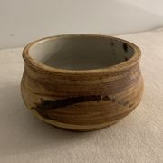 Pot ancien et son couvercle Poterie de la Colombe en grès 1975