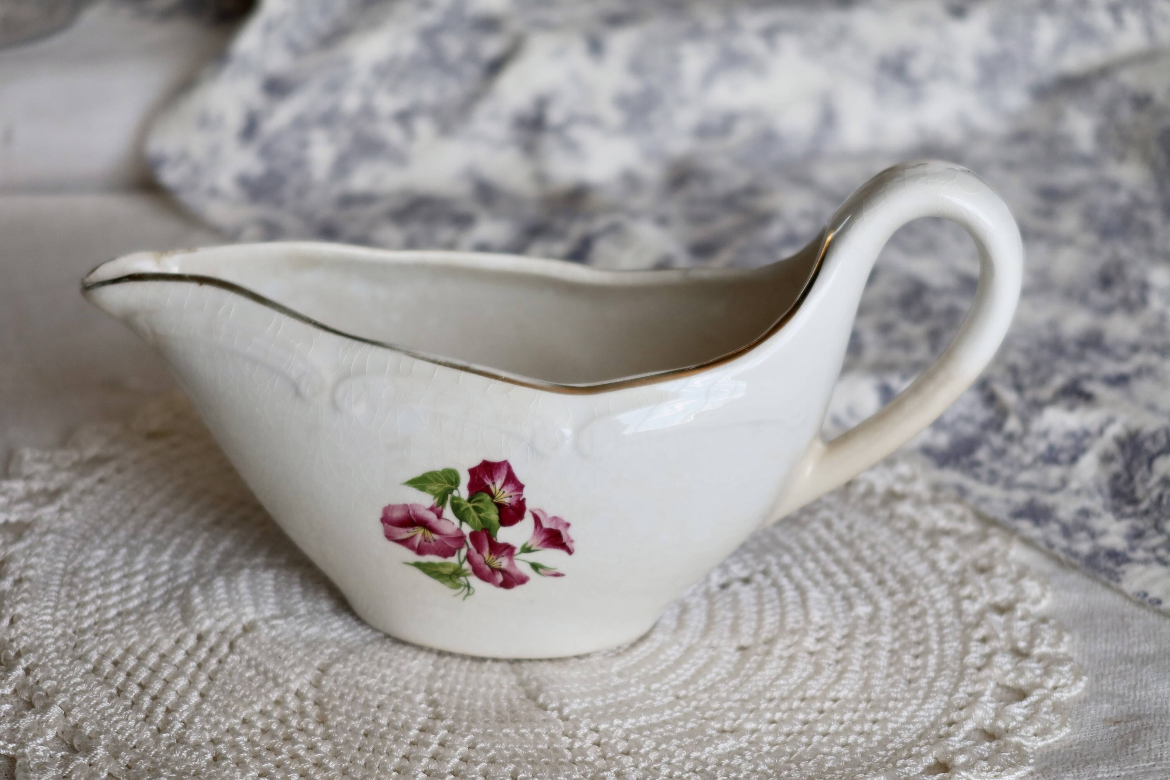Vintage earthenware sauceboat – Moulin des Loups – Floral pattern