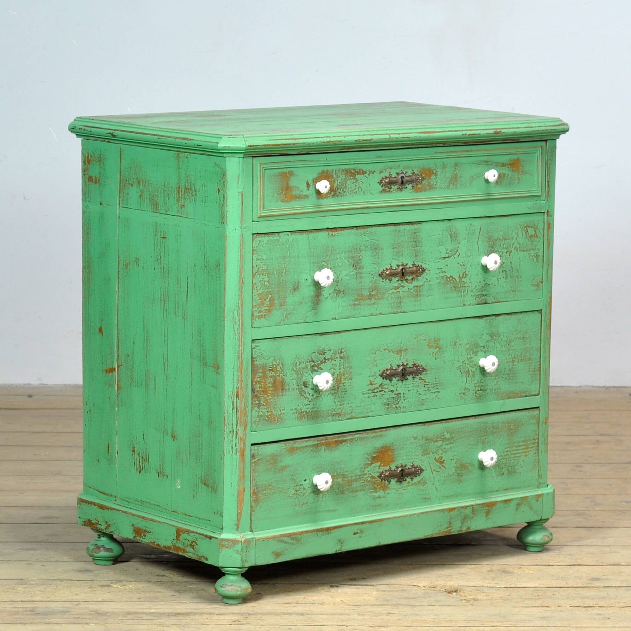 Commode en pin, vers 1910