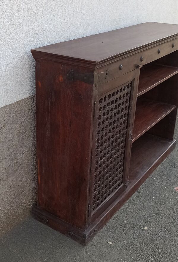 Buffet console avec étagère et porte grillagée