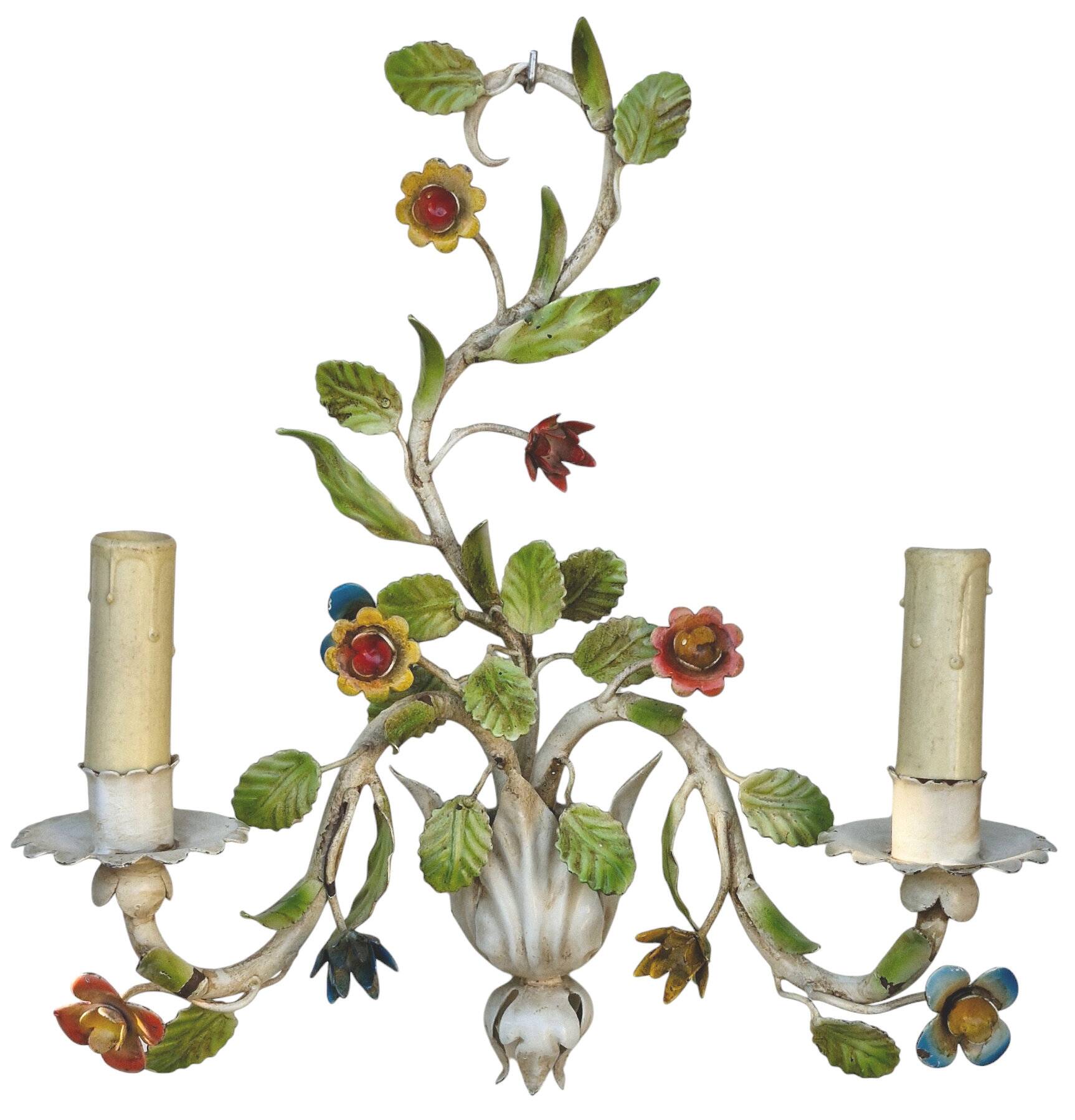 Wall lamp in colored flower sheet metal