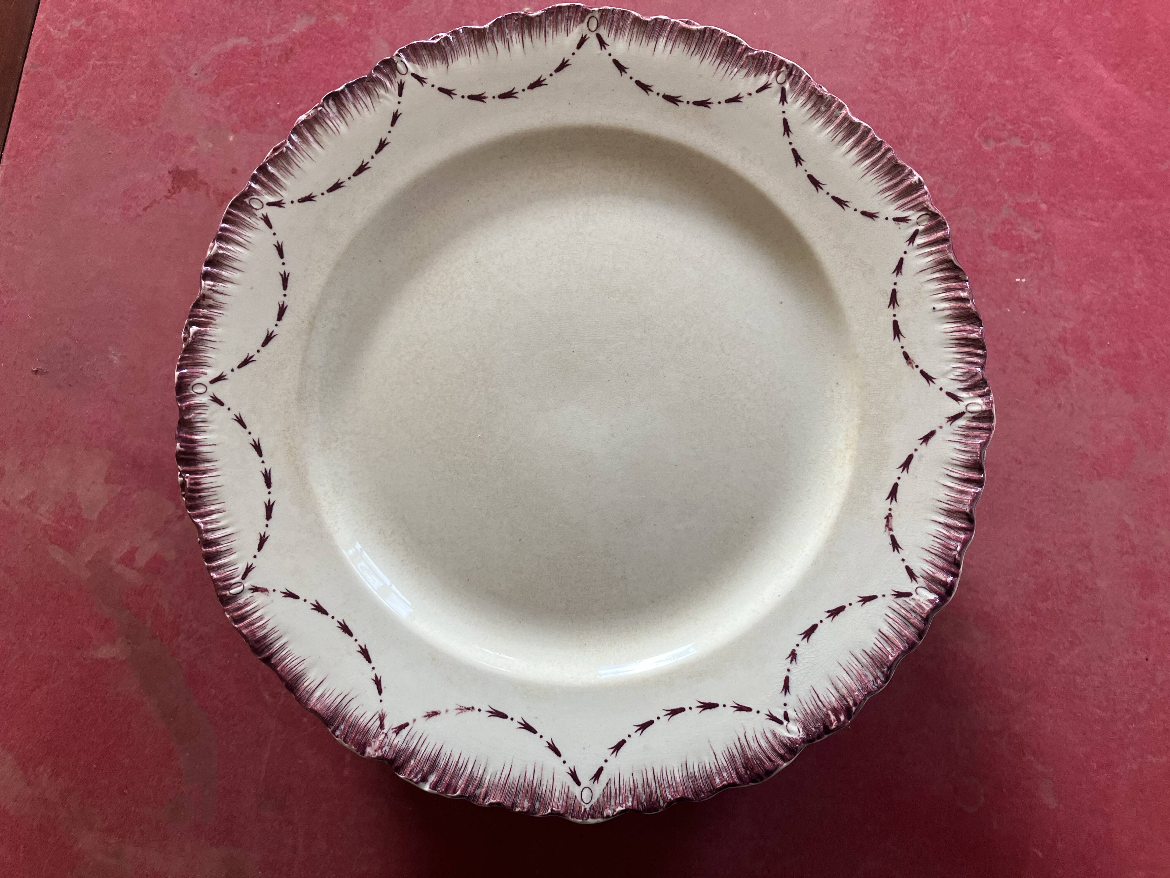 Wedgwood dinner service, 43 pieces.