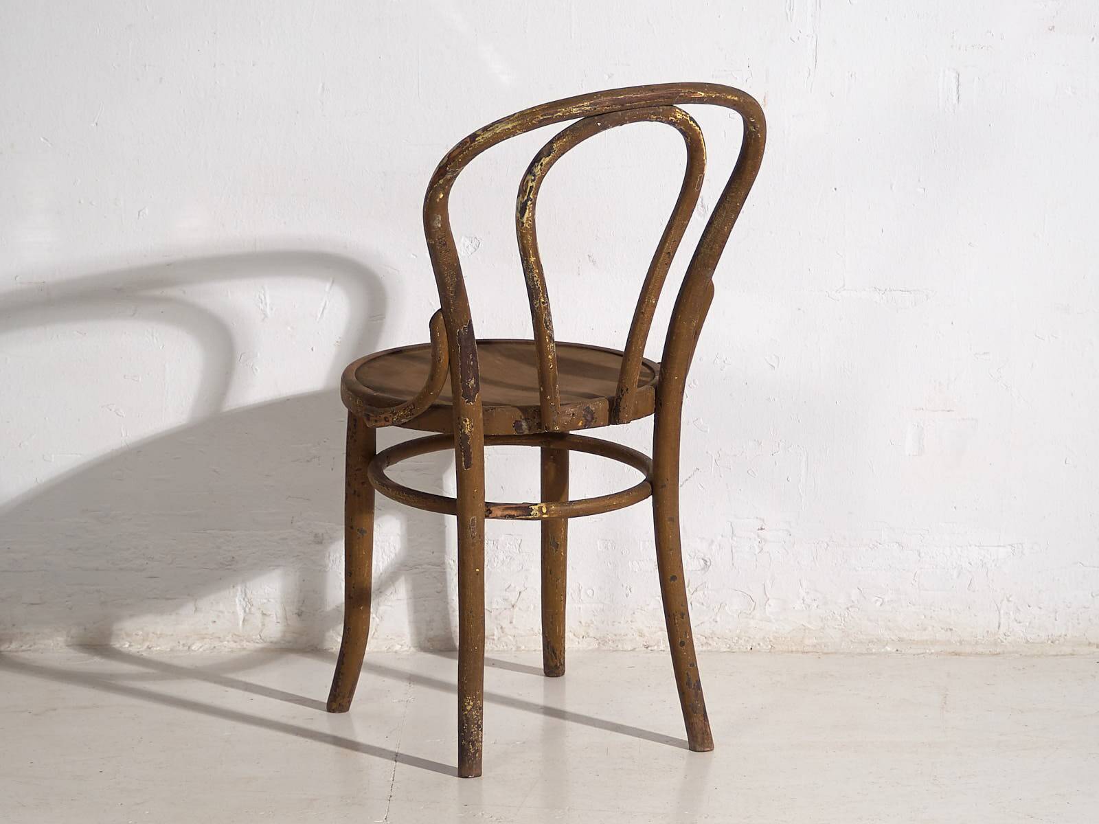 Antique Viennese-style cafe chair (circa 1920)