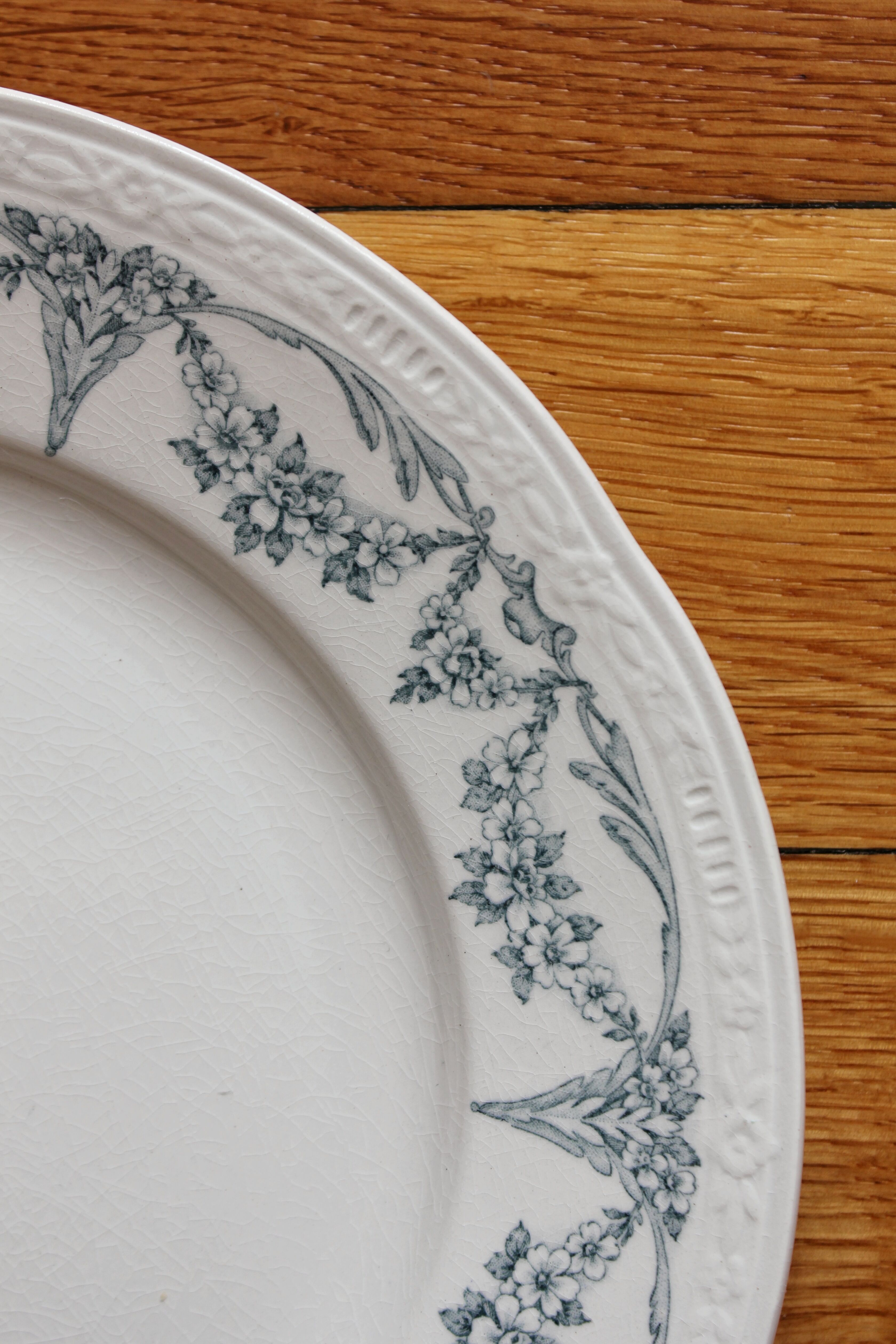 2 Louis XVI style ironstone dessert plates by U&C Sarreguemines