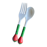 Pair of salad cutlery