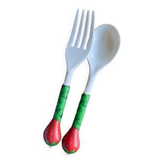 Pair of salad cutlery