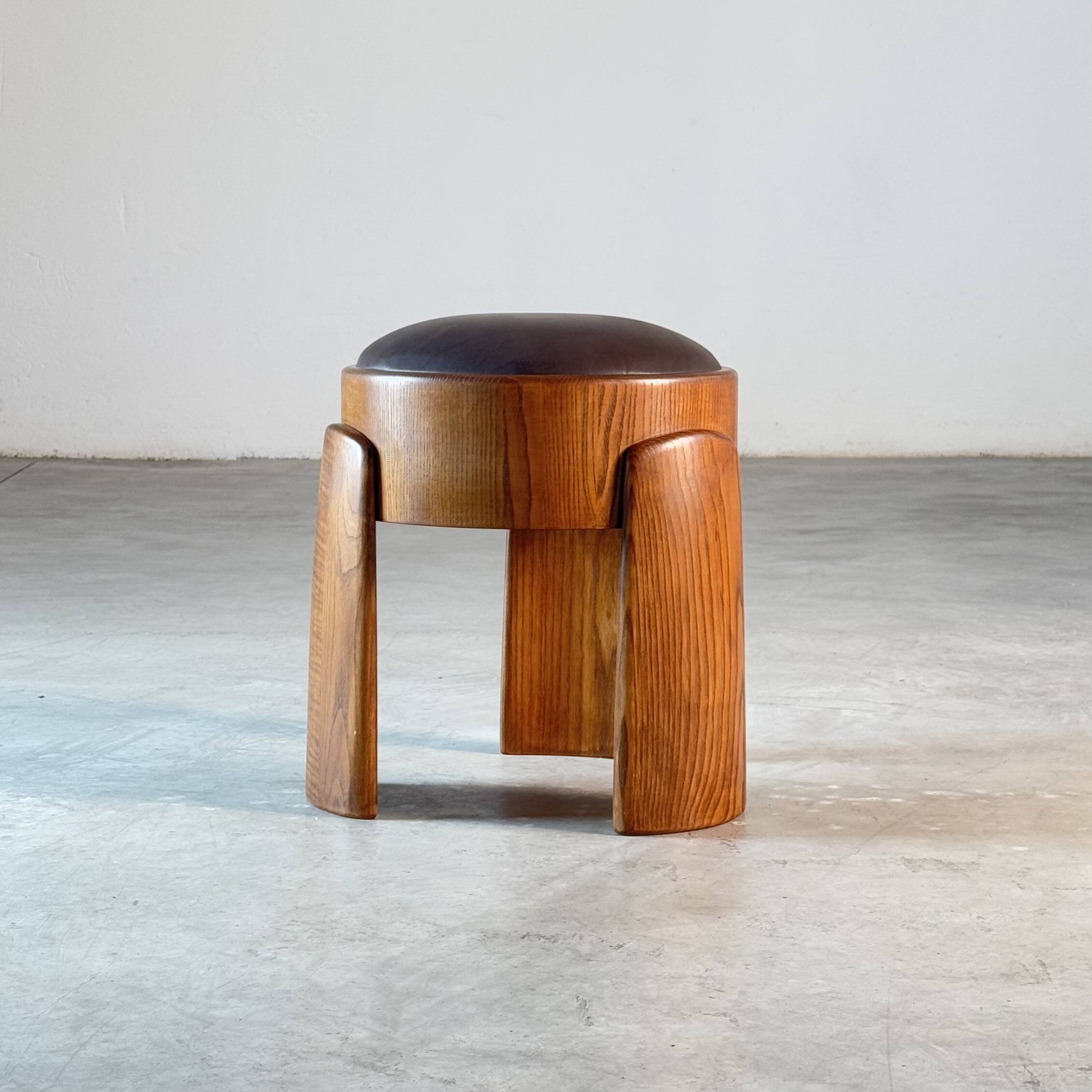 Sculptural Ash Wood Stool B.V. Waxed Dark Brown Leather by FORME, Italy