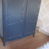 Old anthracite grey cabinet