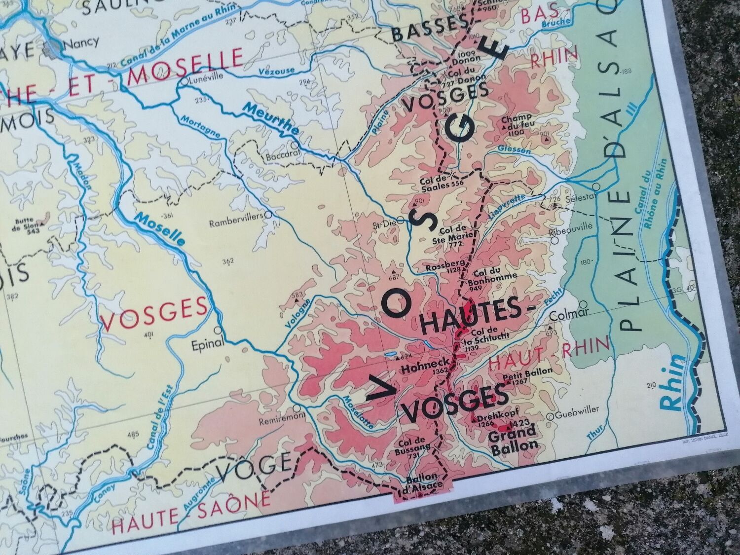 Old MDI Lorraine-France card