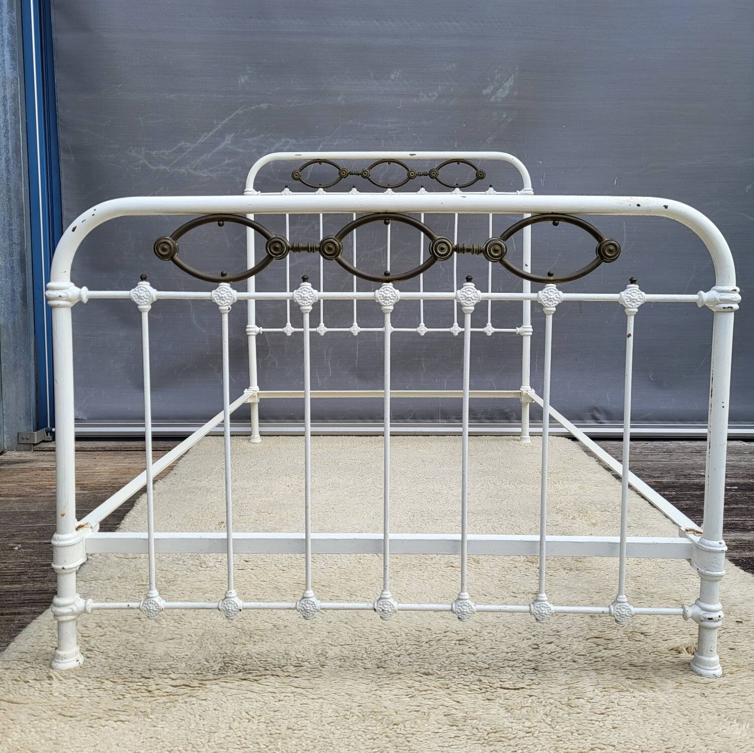 Art Deco brass almond metal bed 120x190