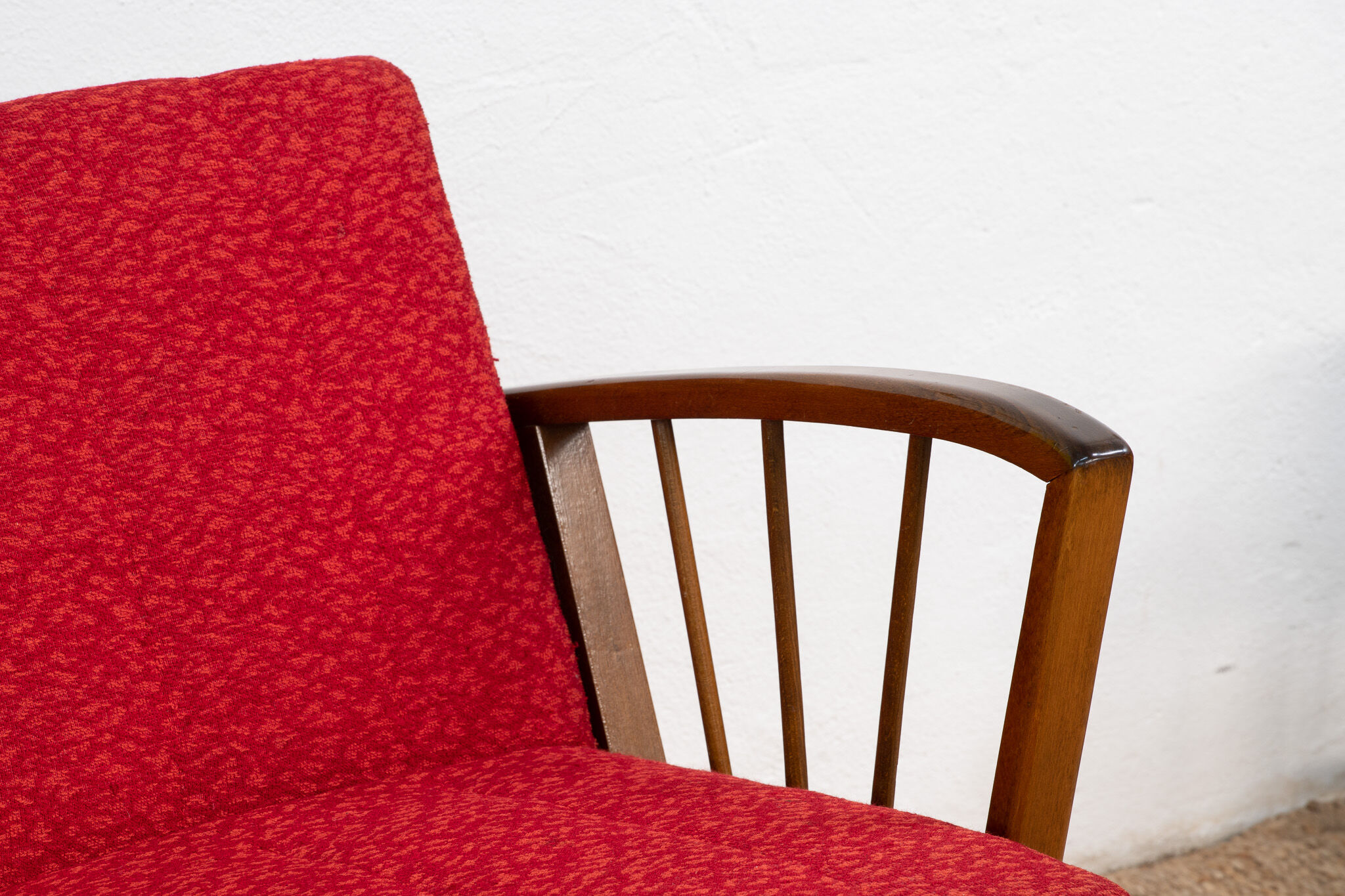 Scandinavian sofa 165 cm