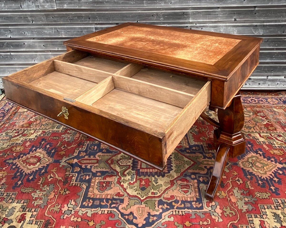 Bureau plat en acajou d’époque Charles X XIX eme siècle