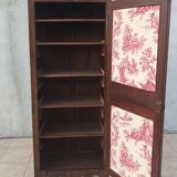 Standing man Louis XIII in oak