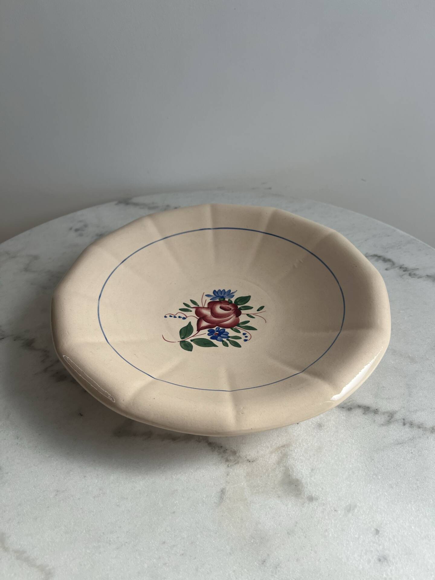Hand-painted Digoin Sarreguemines salad bowl