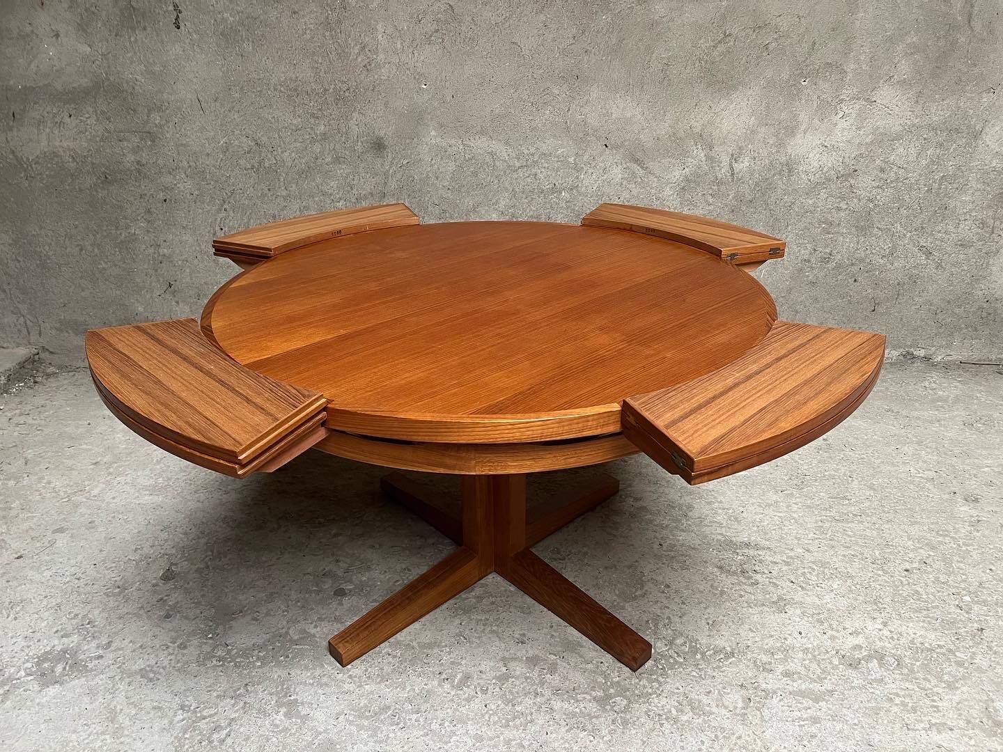 Scandinavian flip flap lotus table by drylund in teak 1960