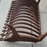 Cast iron log holder