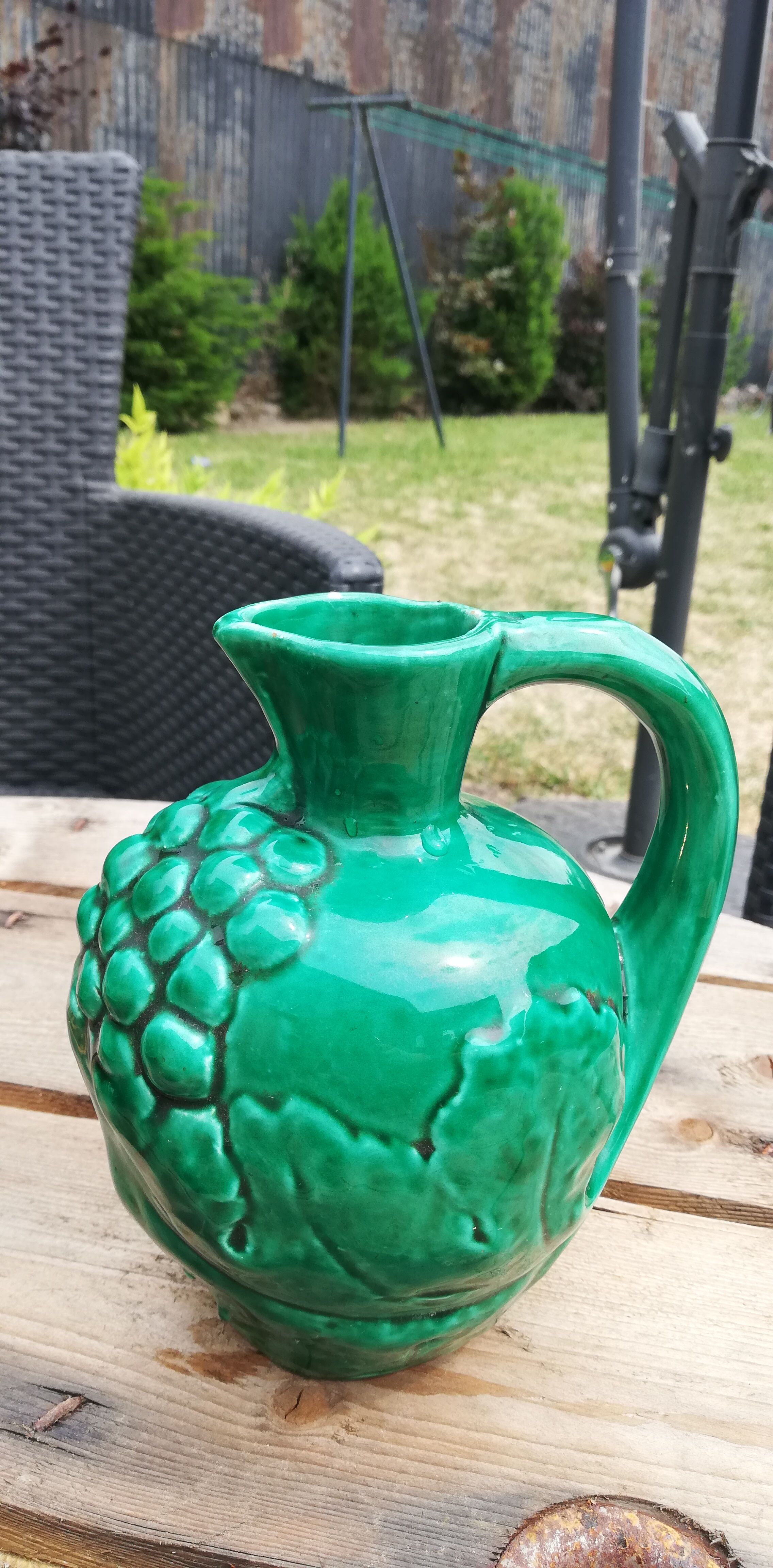 Liquor service signed vallauris