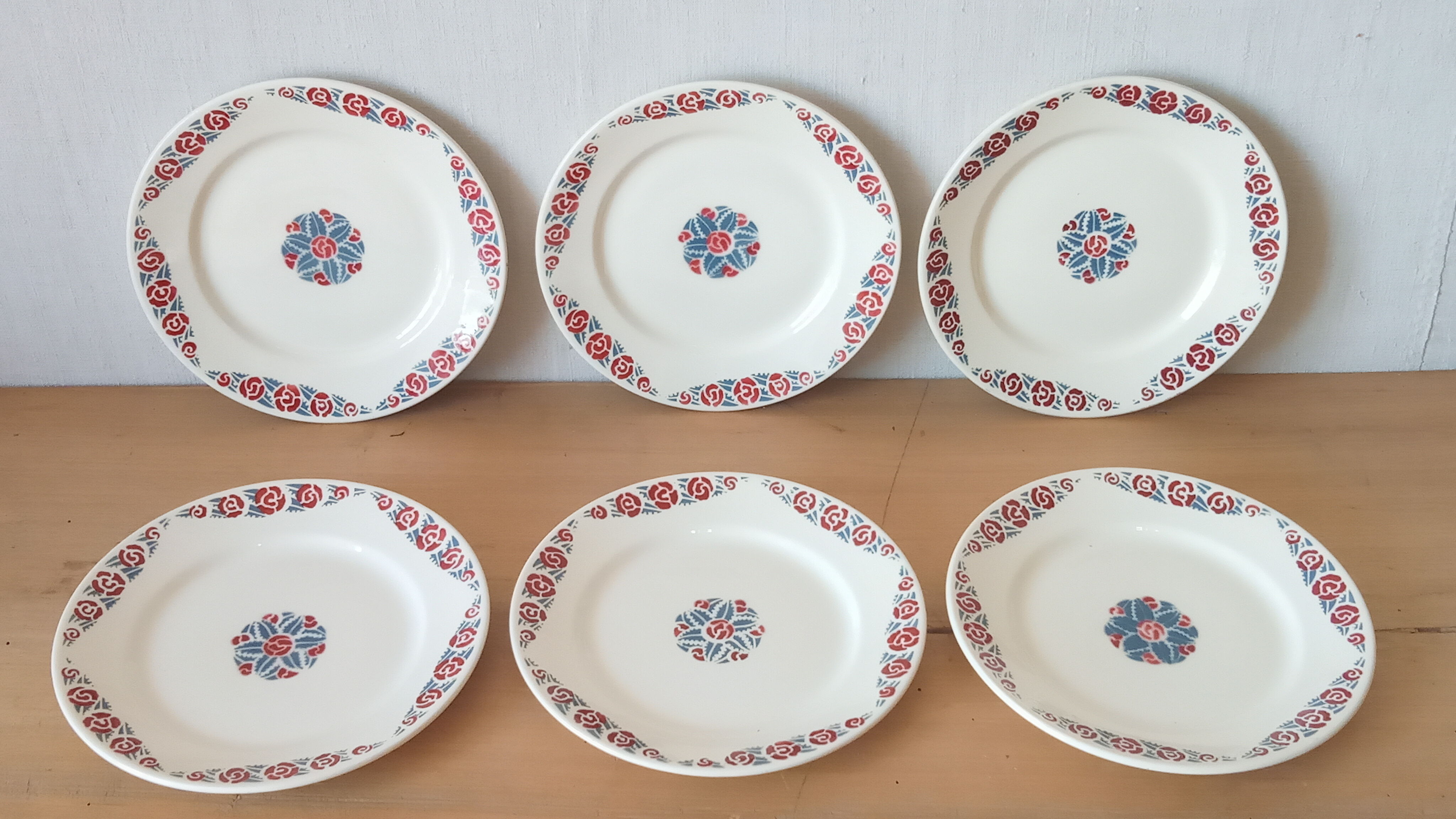Six badonviller Art Deco dessert plates