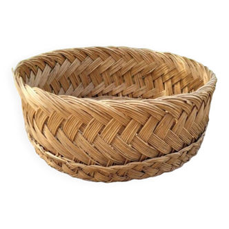 Wicker basket