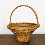 Panier à champignon conique en osier tissé