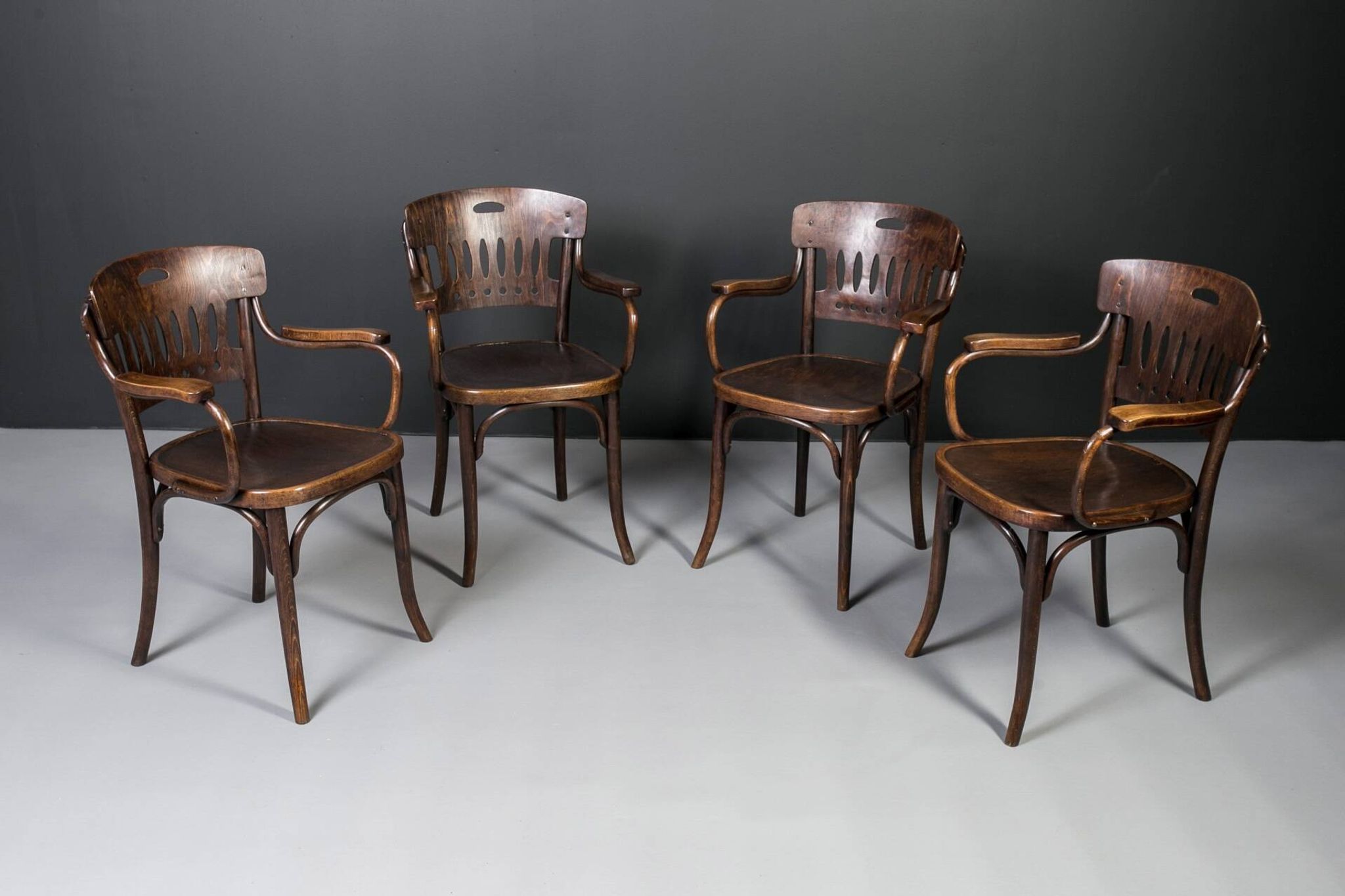 4 chaises Thonet par Jacob & Josef Kohn, modèle No. 380, 1930