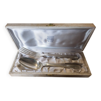 Old cutlery set for salad