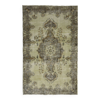 Tapis vintage turc tissé à la main