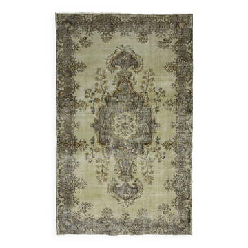One-of-a-kind turkish handwoven vintage rug - rustic vintage charm 265x 166