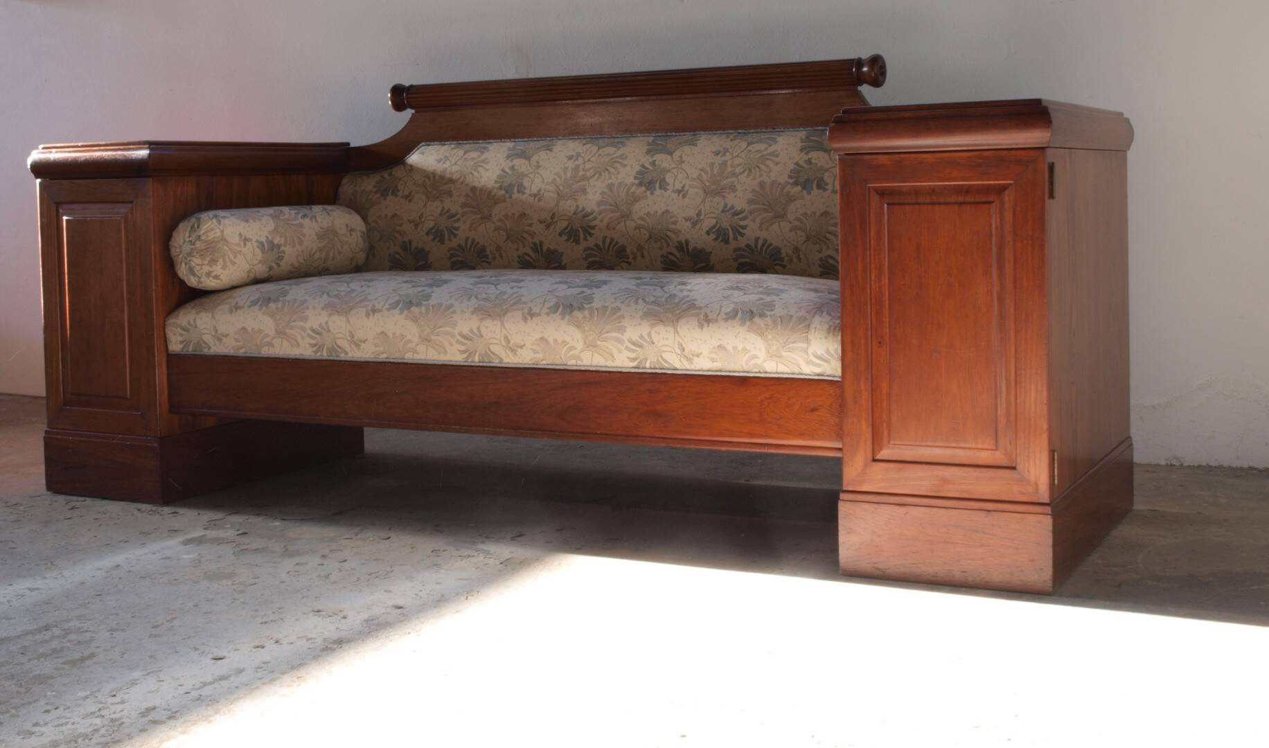 Vintage Oak Sofa / Couch, Antique Empire Danish Craftmanship 1880-1910s
