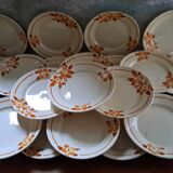 Suite de 21 assiettes au pochoir