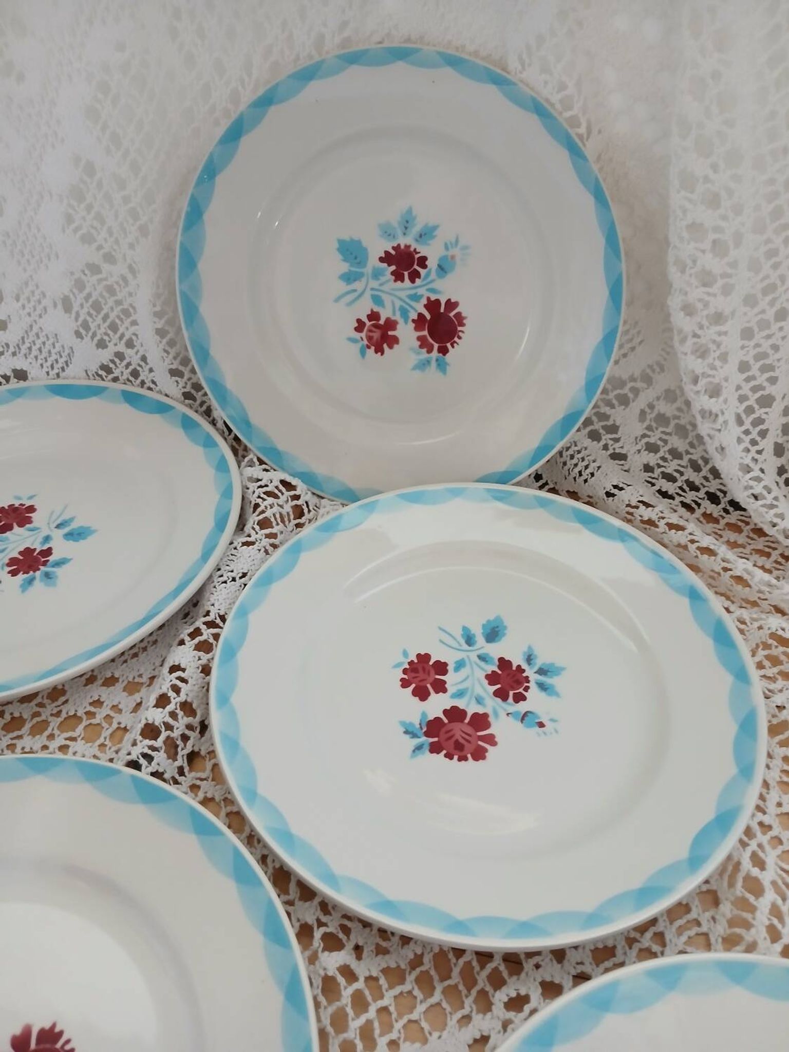 Lot of 12 Moulin des loups plates and dish