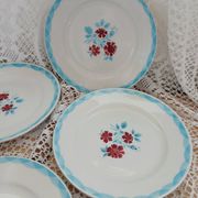 Lot of 12 Moulin des loups plates and dish