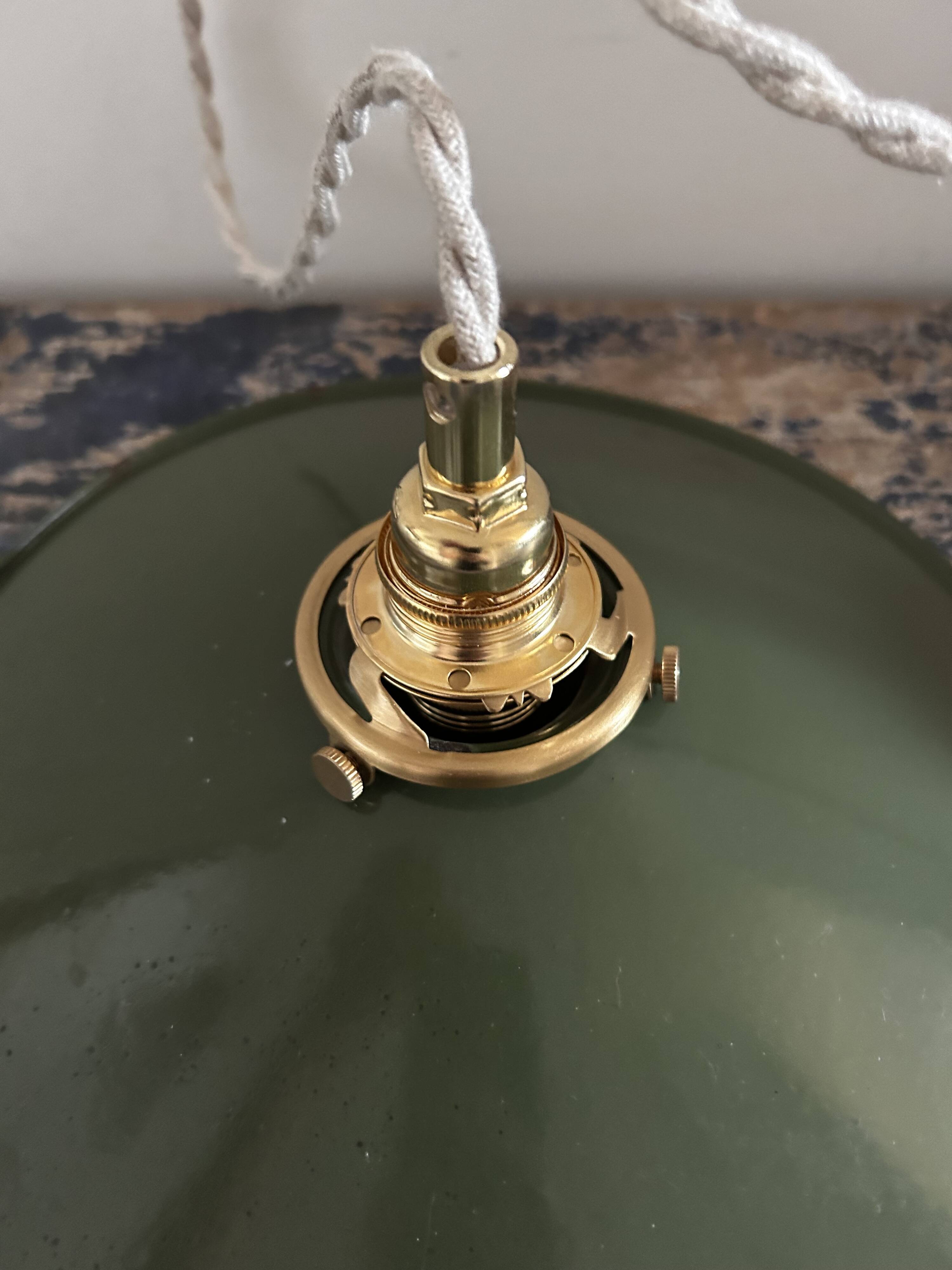 Enamelled sheet metal pendant light