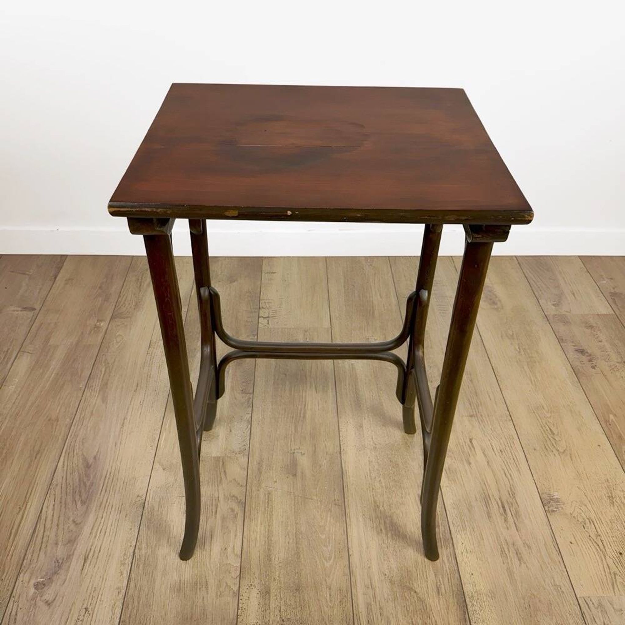 Nest tables Thonet No. 10 Art Nouveau 1900