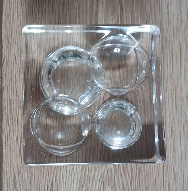 Cendrier  videpoche sculpté Daum en verre avec boule