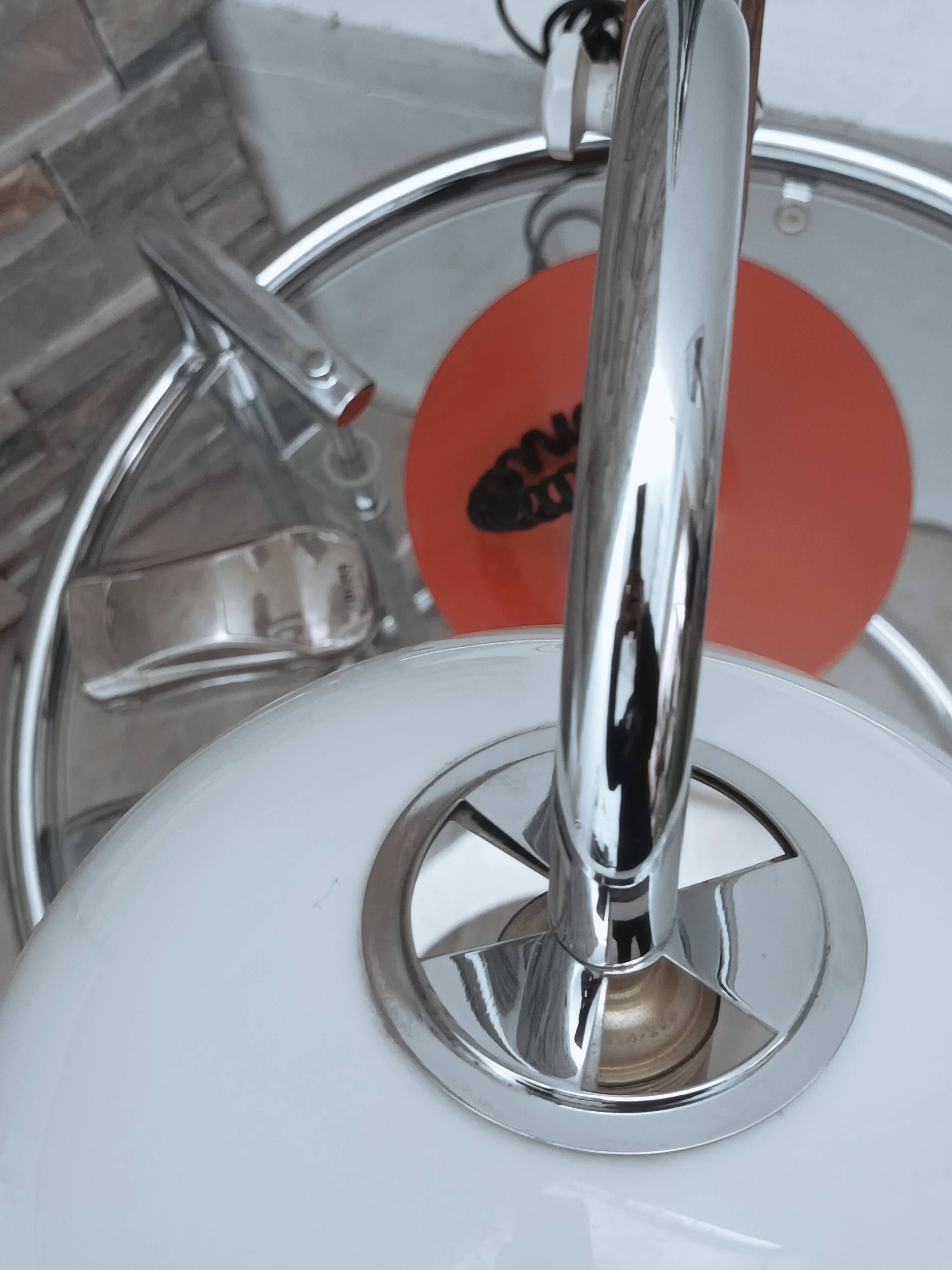 Lampe de table design Pinokio 1970s