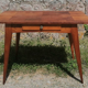 bureau table bois mssif avec tiroirs pieds compas