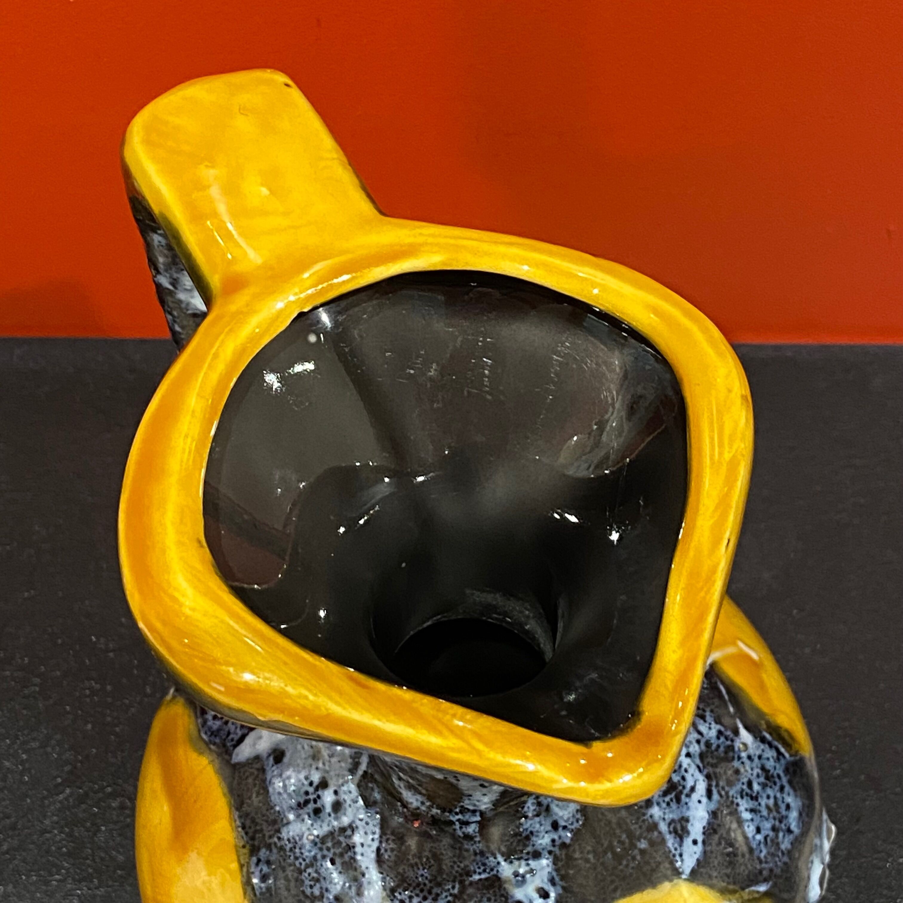 Pichet Fat Lava Vallauris années 60
