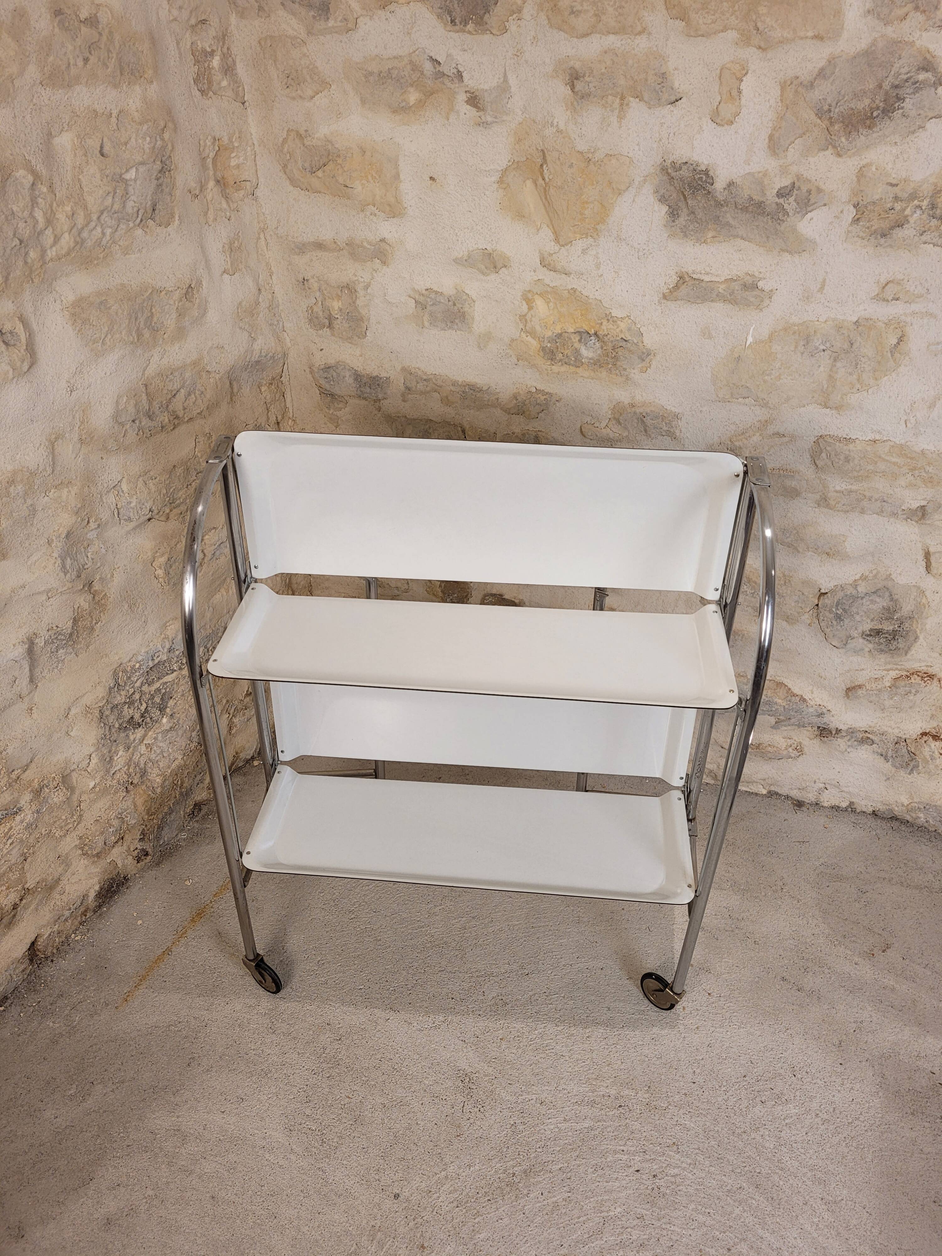 Vintage folding service