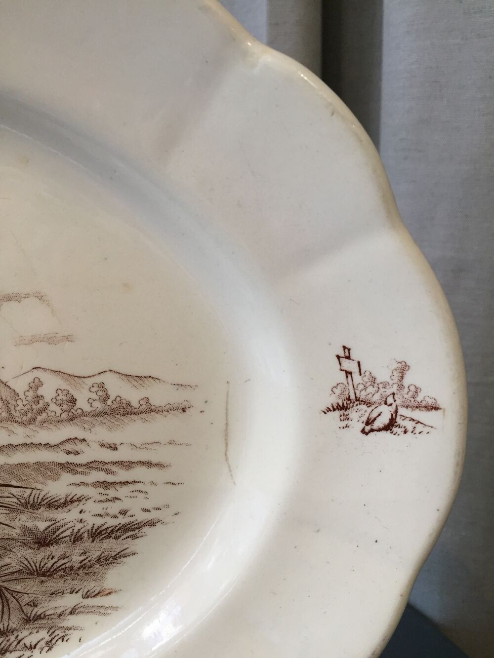 OVAL SERVING DISH IN TER DE FER MODEL BURGUNDY LONGCHAMP DECOR HUNTING